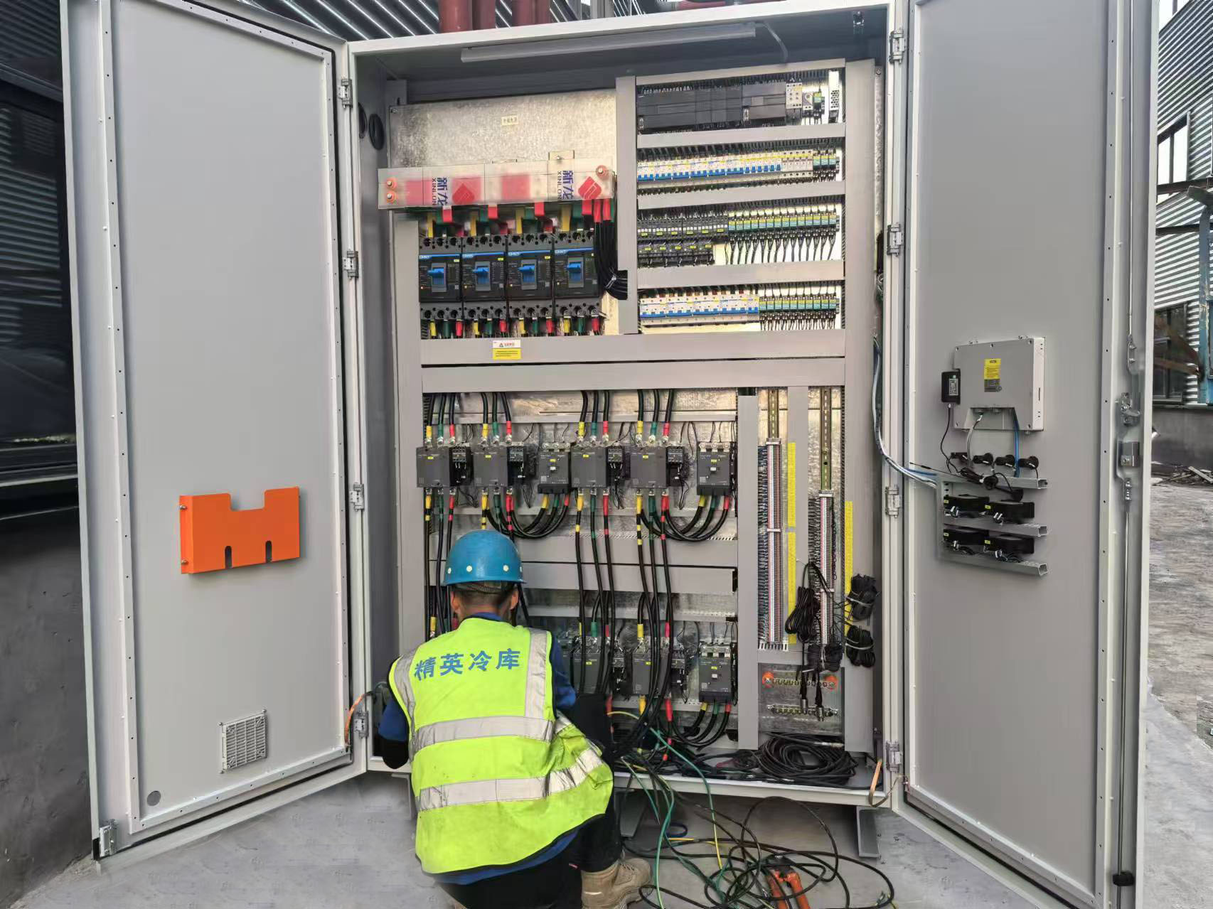 冷庫建設(shè)過程中需要注意哪些電氣安全問題？